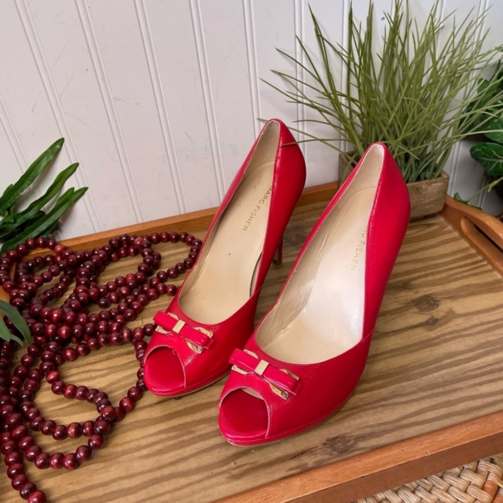 Marc Fisher Red Marsha Peep Toe Heels 8.5M